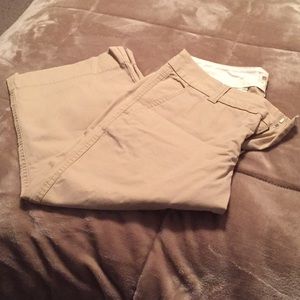 Gap cropped  khakis